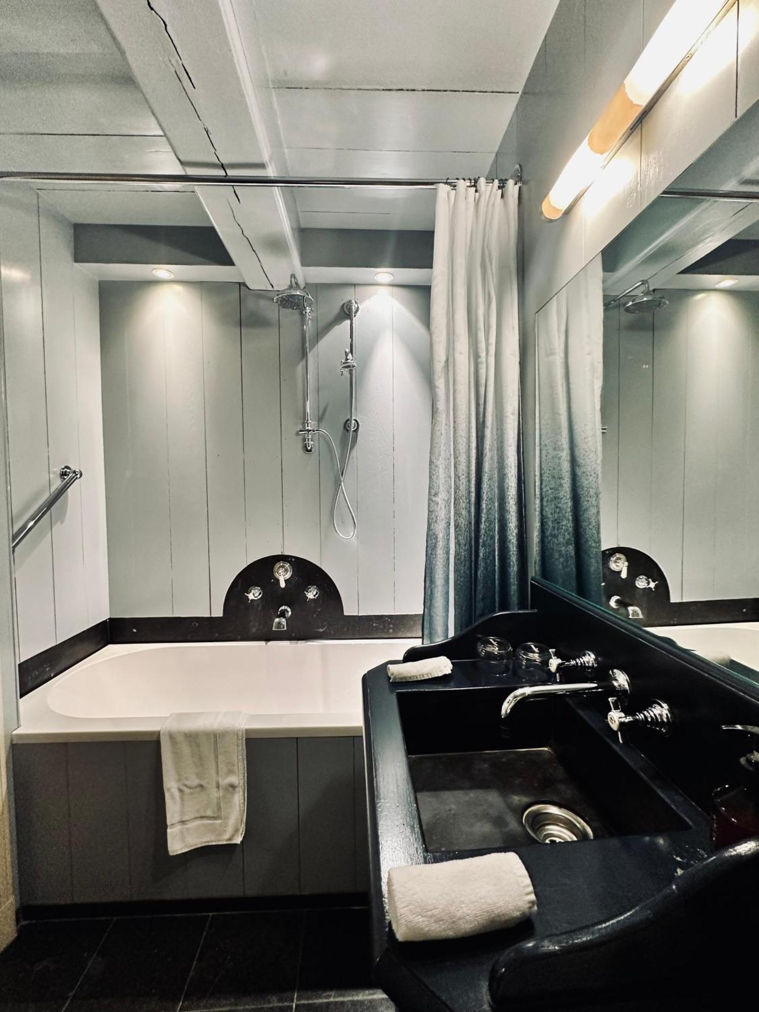Suitehotel Posthoorn Monnickendam Luaran gambar